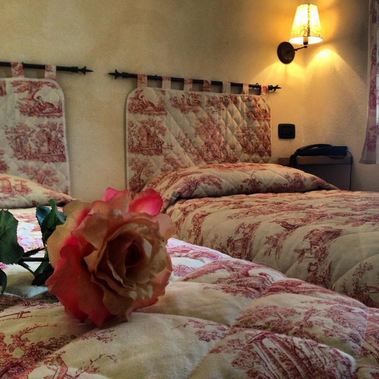 Le 5 Frecce Villa Cavour Oda fotoğraf